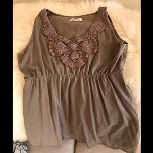 Mushroom embroidered tank- Old Navy Maternity S